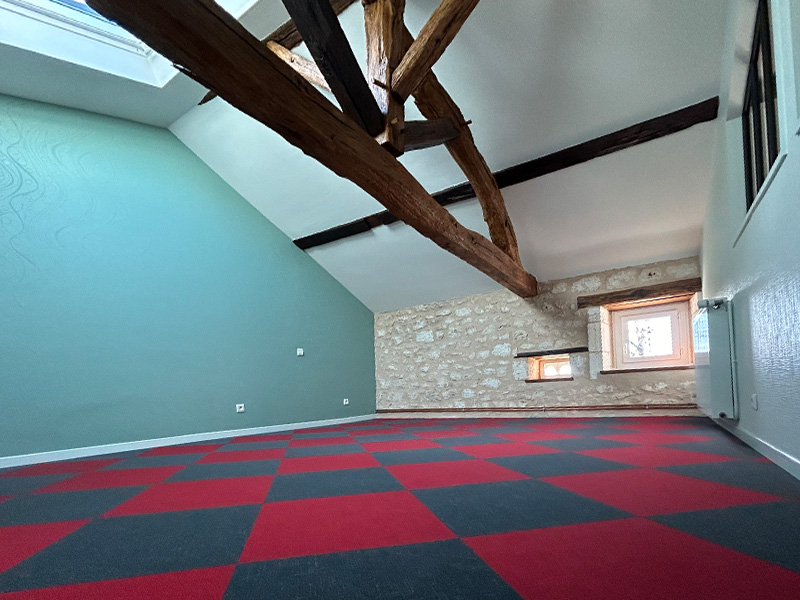 Toile a peindre et peinture