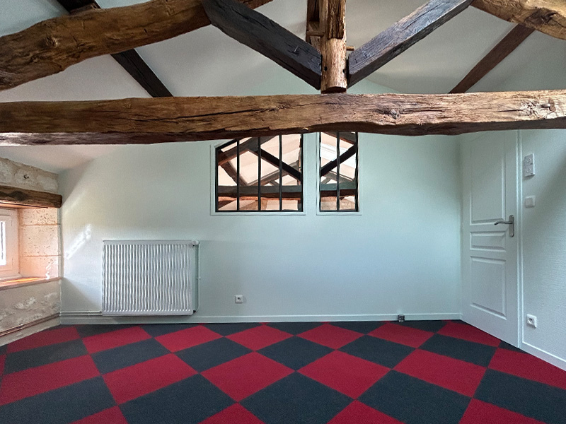 Toile a peindre et peinture