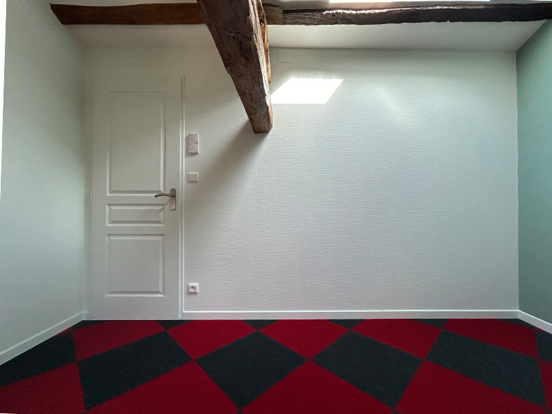 Toile a peindre et peinture