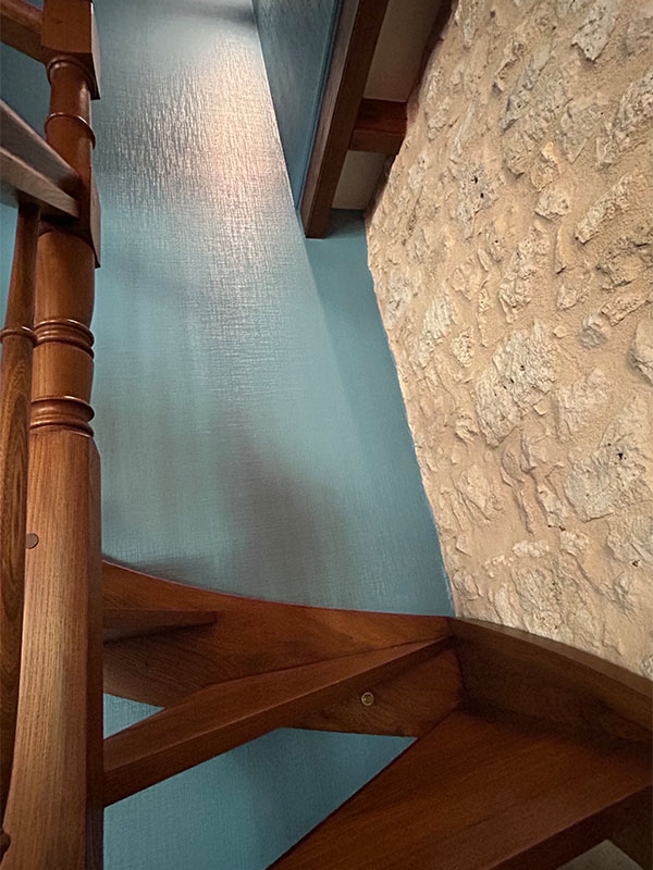 Toile a peindre et peinture